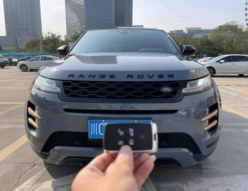 佛山21年路虎极光1