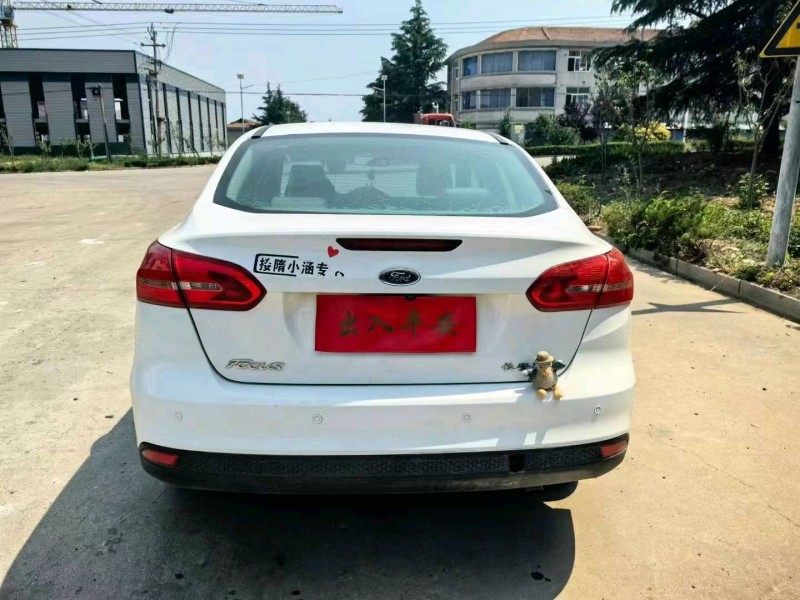 东营16年福特福克斯7