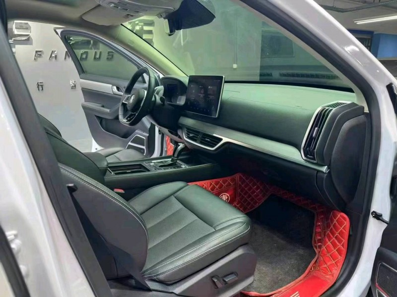 成都19年比亚迪唐7