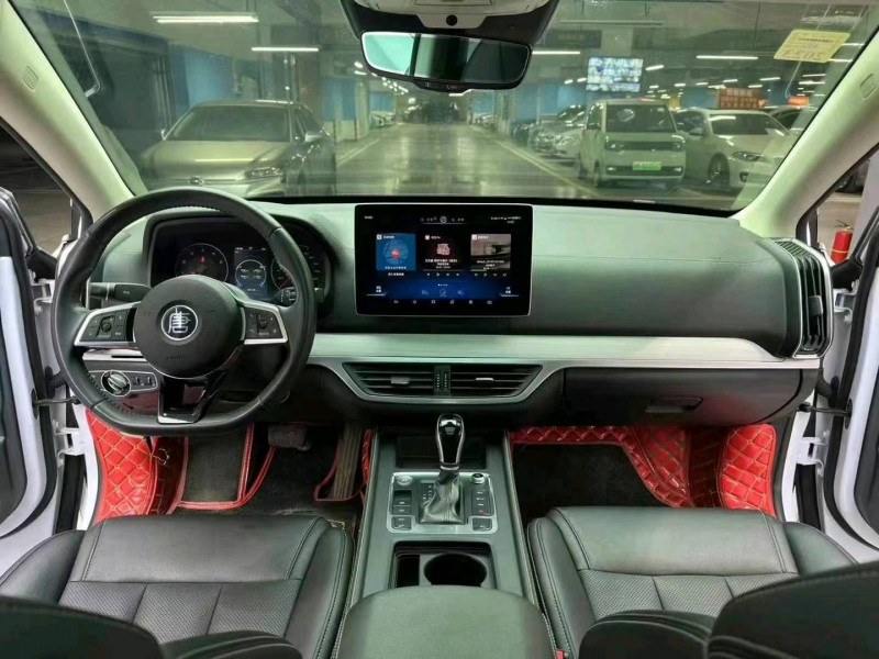 成都19年比亚迪唐8