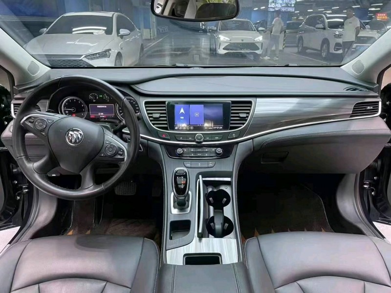 成都22年别克君越3