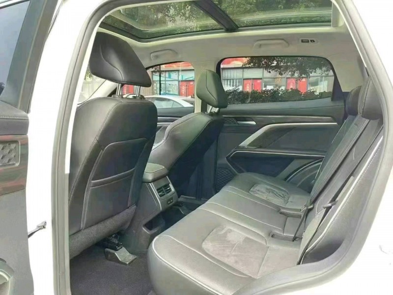 成都23年哈弗H69