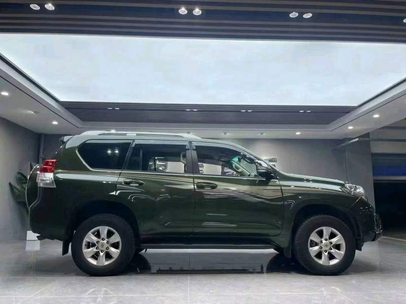 成都14年丰田普拉多8
