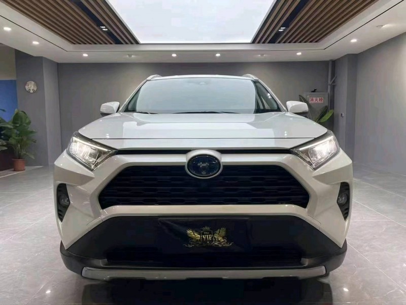 成都21年丰田RAV41