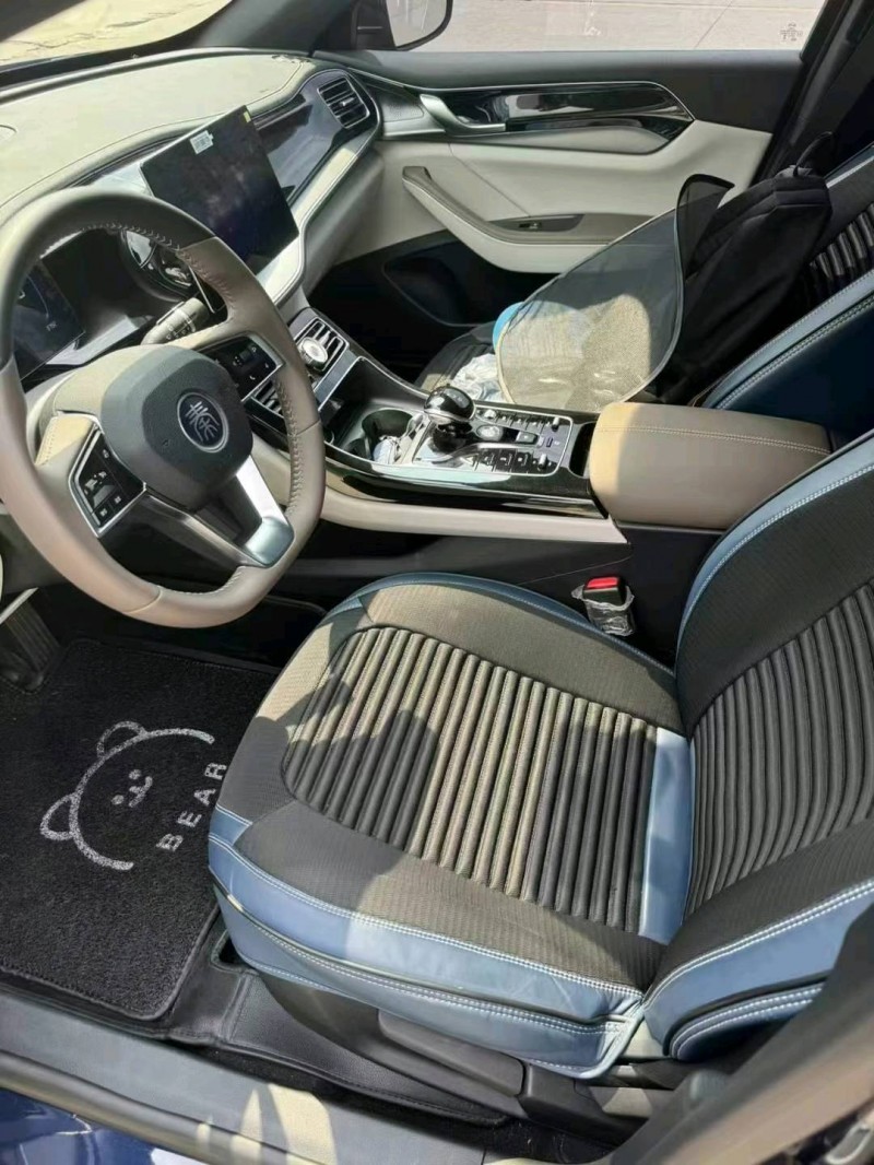 成都23年比亚迪秦9