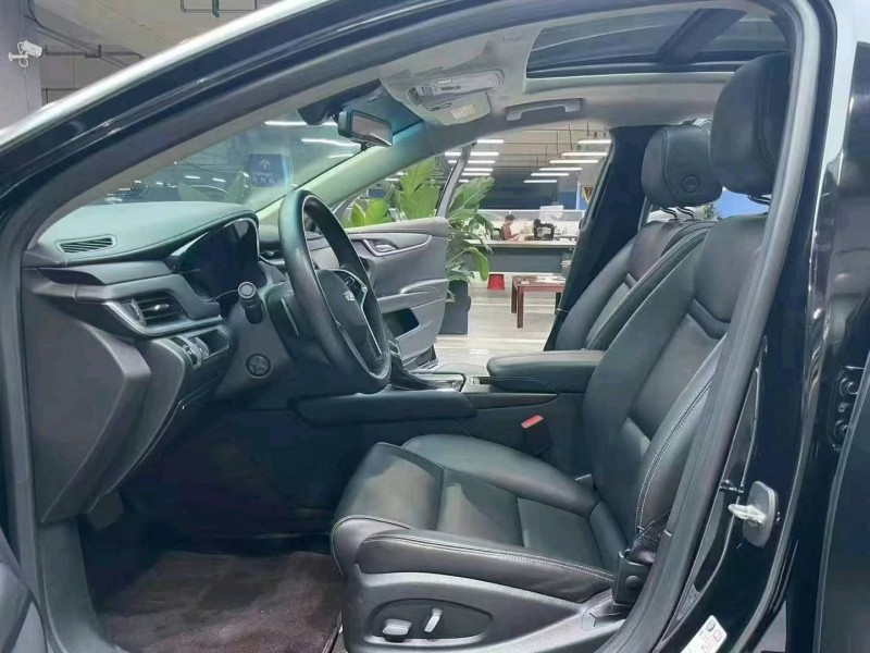 成都19年凯迪拉克XTS5