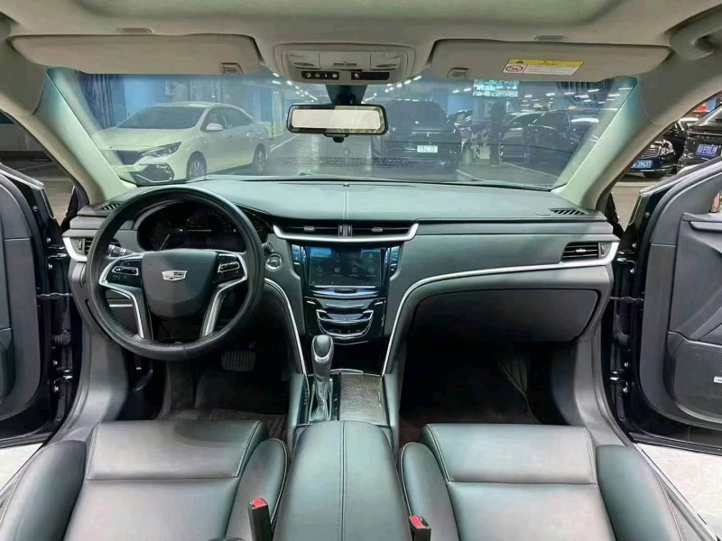 成都19年凯迪拉克XTS6