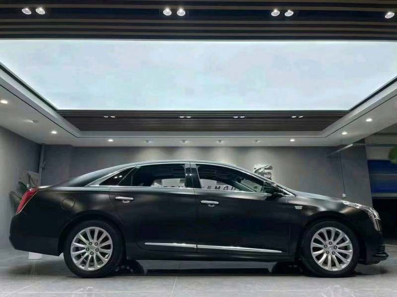 成都19年凯迪拉克XTS8