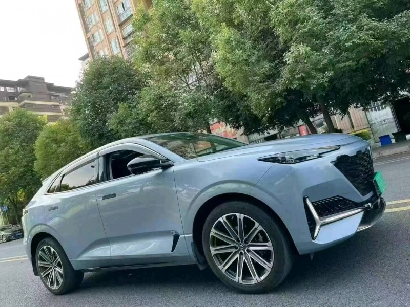 成都22年长安汽车UNI-K3