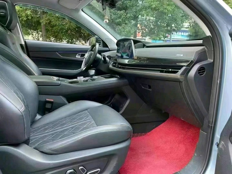 成都22年长安汽车UNI-K5