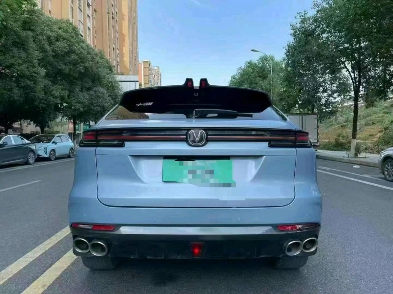 成都22年长安汽车UNI-K8