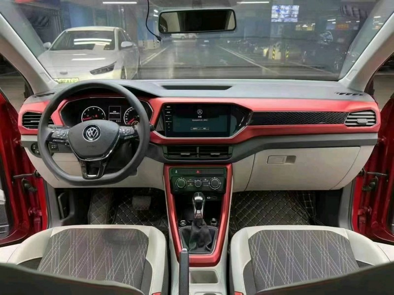 成都21年大众途铠4