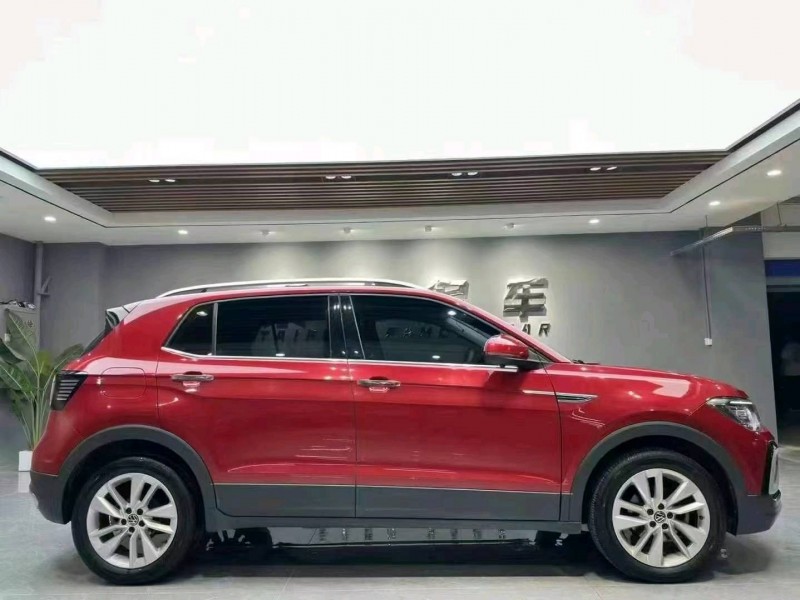 成都21年大众途铠6