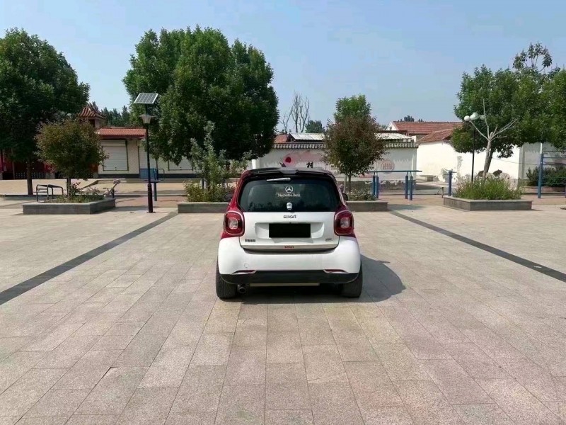 济南18年奔驰smart5