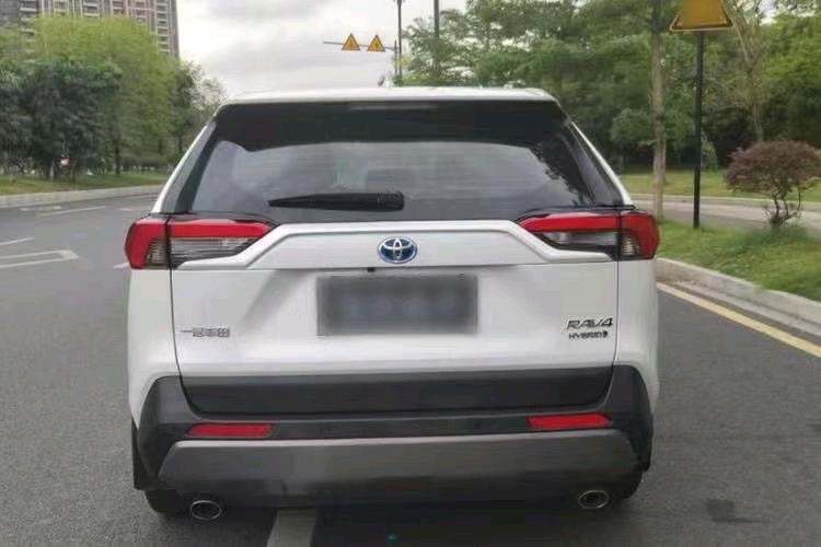 汕头22年丰田RAV44