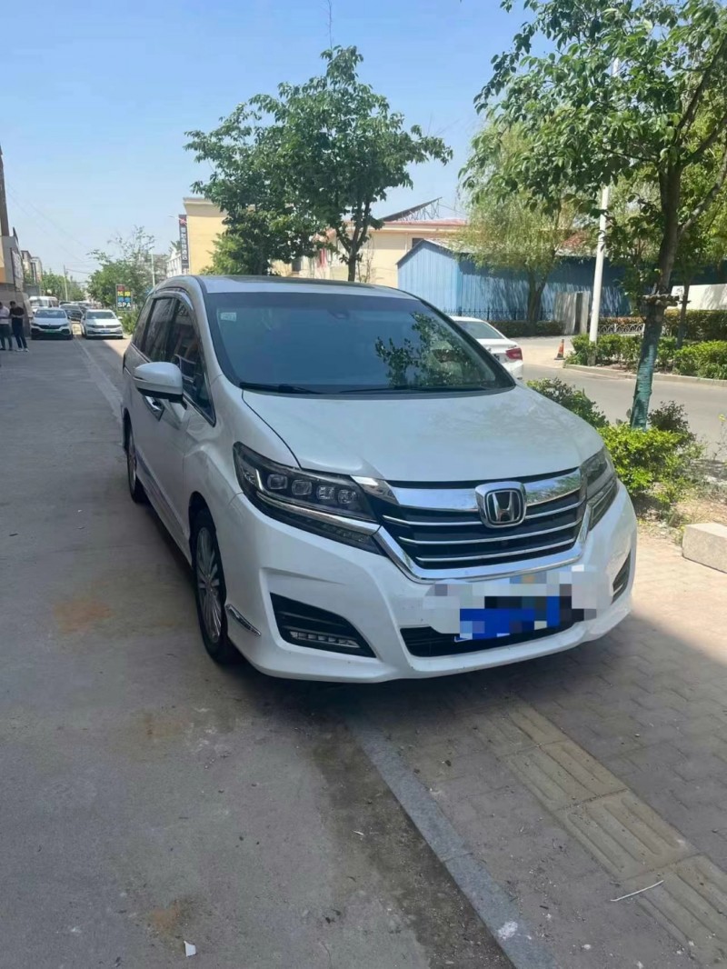 济宁19年本田艾力绅1