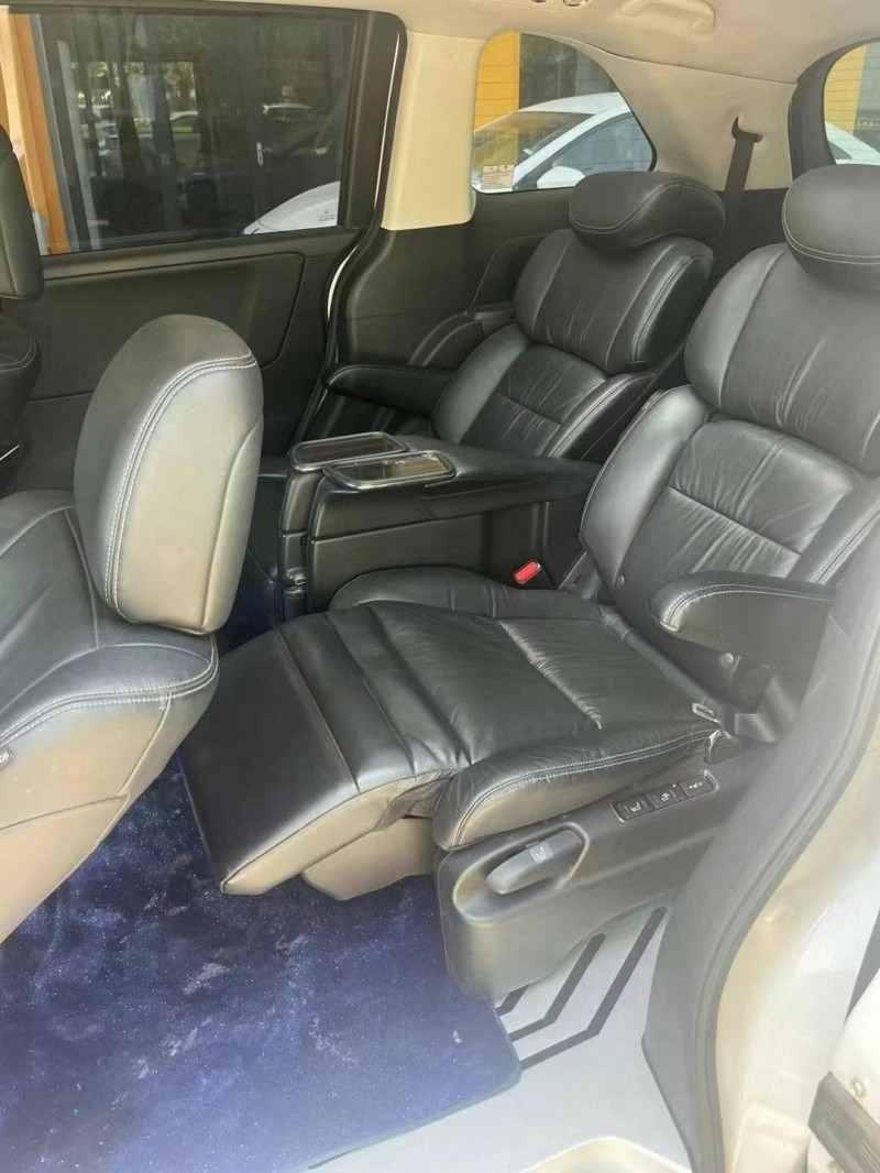 济宁19年本田艾力绅5