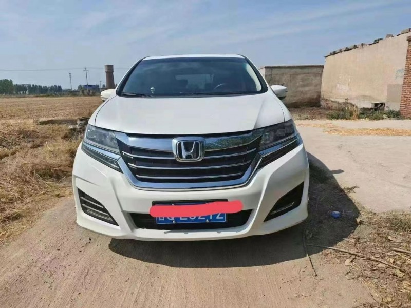 济宁18年本田艾力绅1