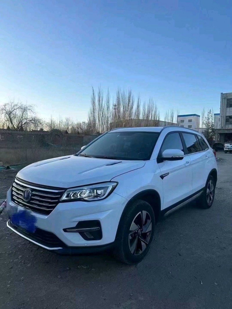 东营19年长安汽车CS752
