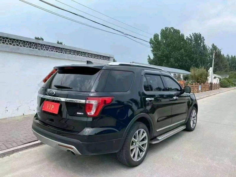 东营18年福特探险者4