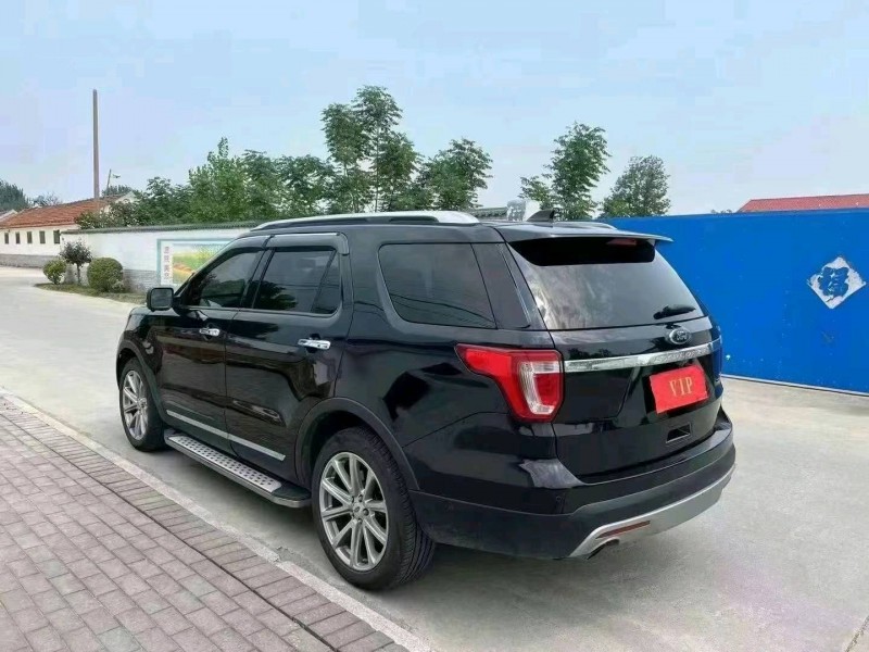 东营18年福特探险者5