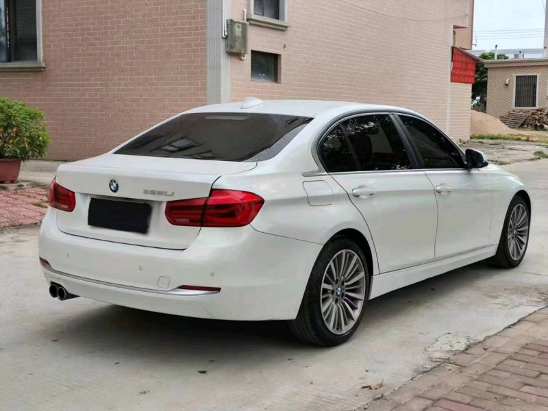 佛山19年宝马3系9