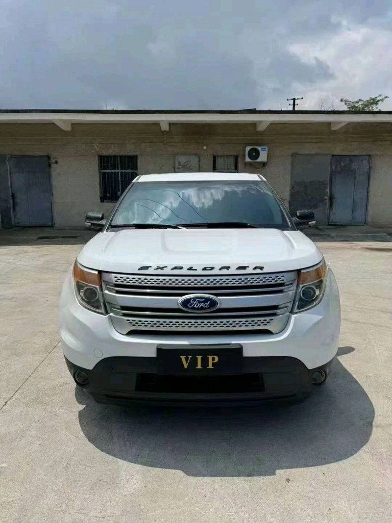 邵阳15年福特探索者1