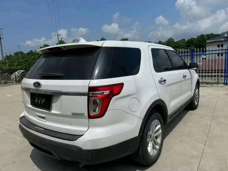 邵阳15年福特探索者7