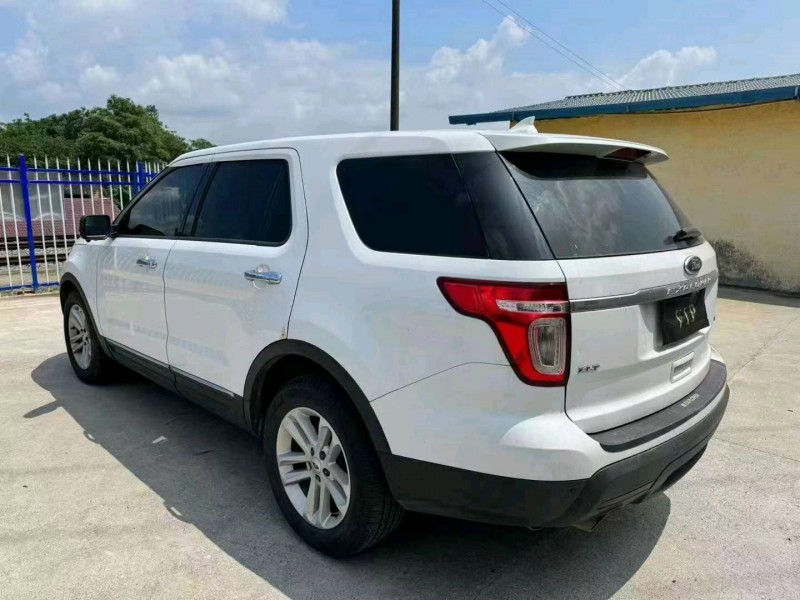 邵阳15年福特探索者8