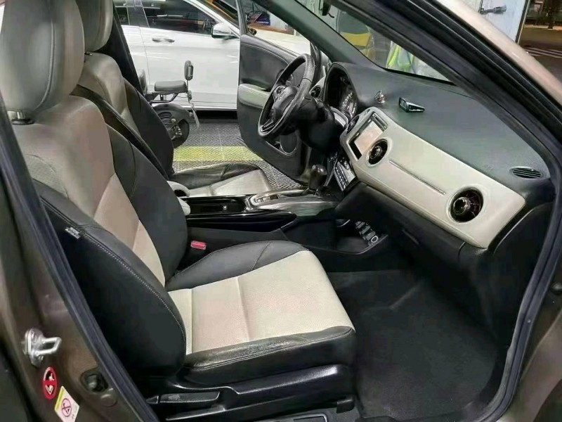 汕头16年本田XRV4