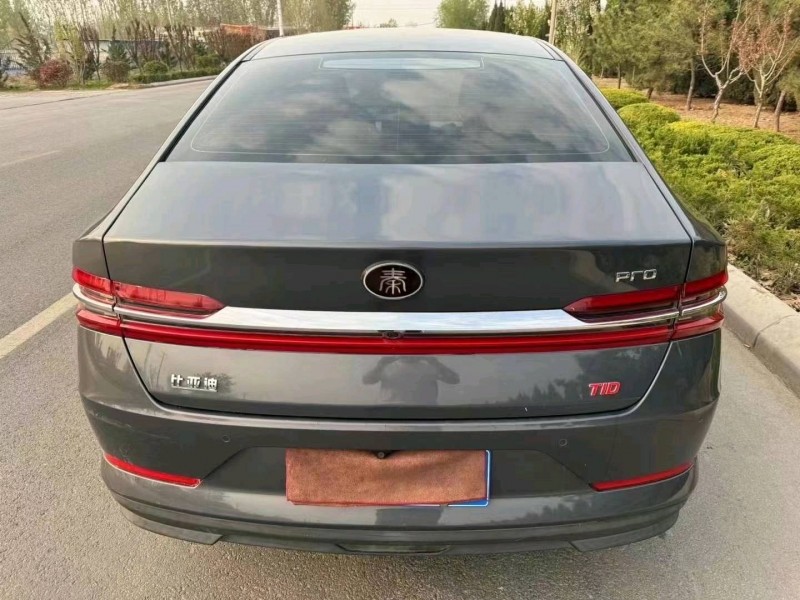 东营19年比亚迪秦5