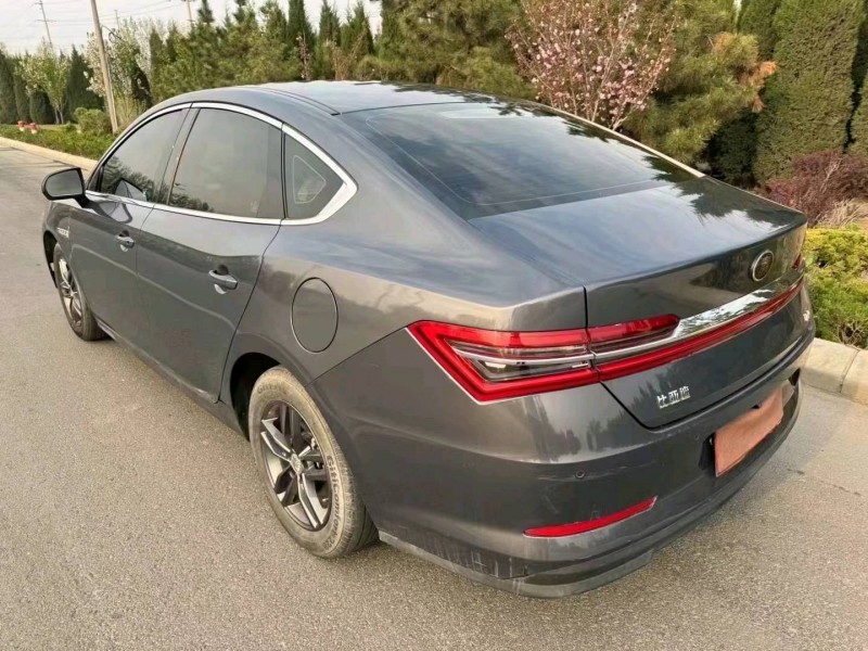 东营19年比亚迪秦6