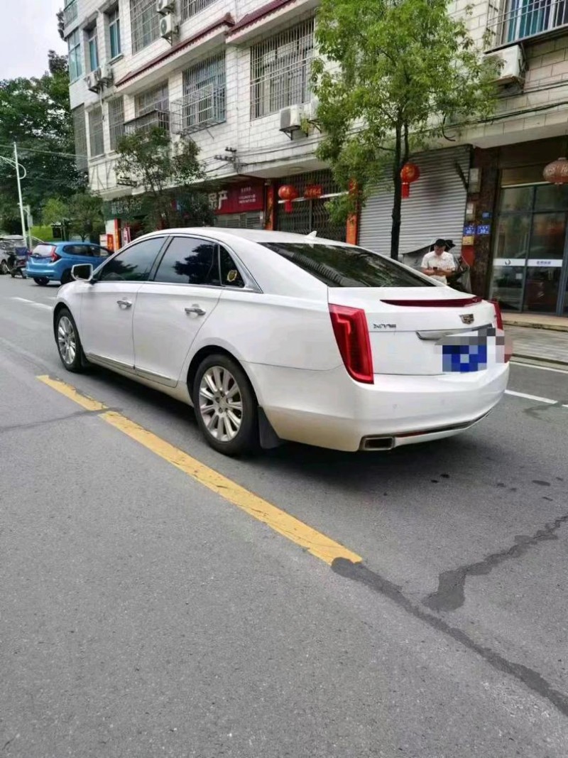 邵阳16年凯迪拉克XTS9