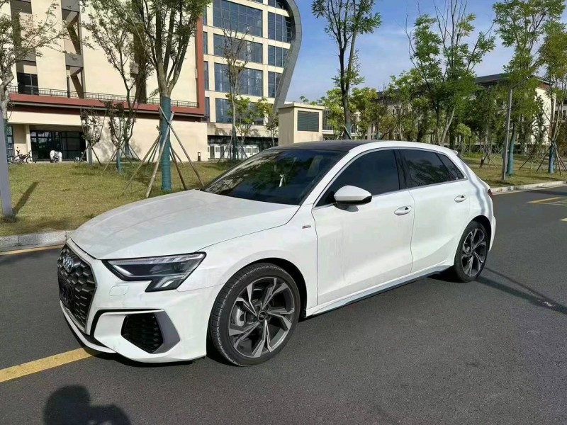 东营22年奥迪A33