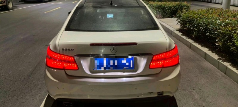 东营13年奔驰E5