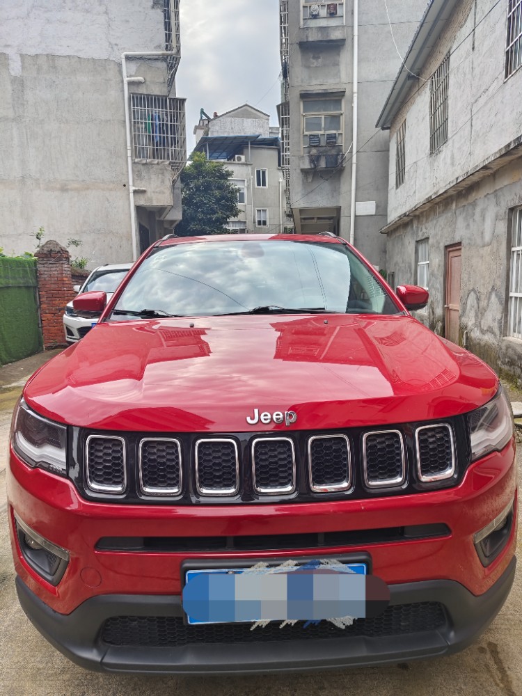 武汉17年Jeep指南者1