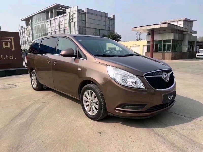 济宁19年别克GL83