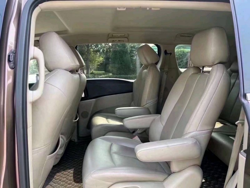 济宁19年别克GL85