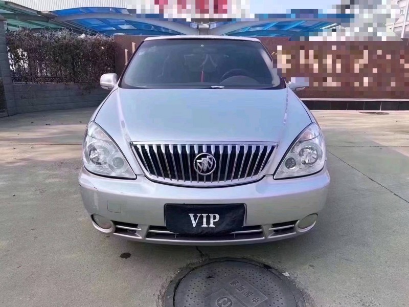 济宁15年别克GL81