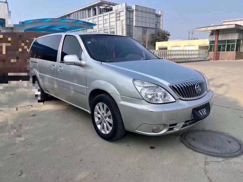 济宁15年别克GL82