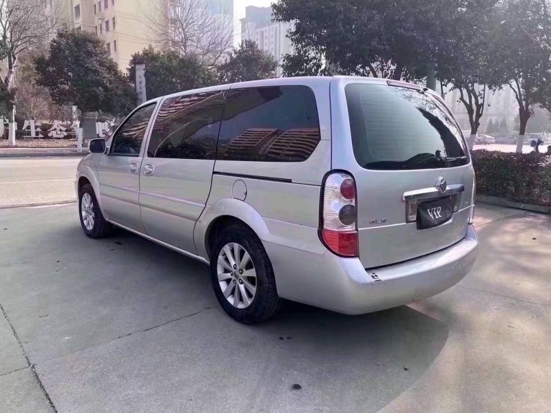 济宁15年别克GL87