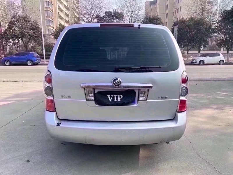 济宁15年别克GL88