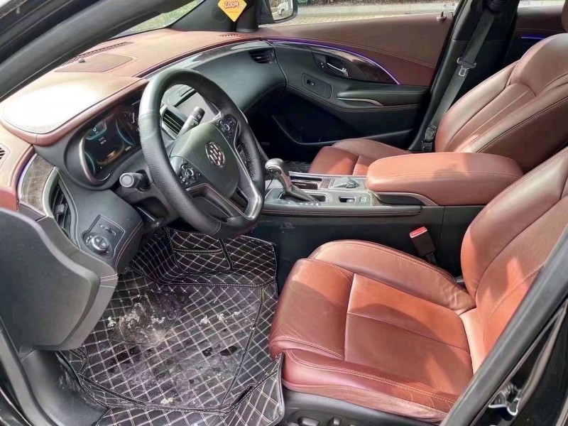 济宁15年别克君越6