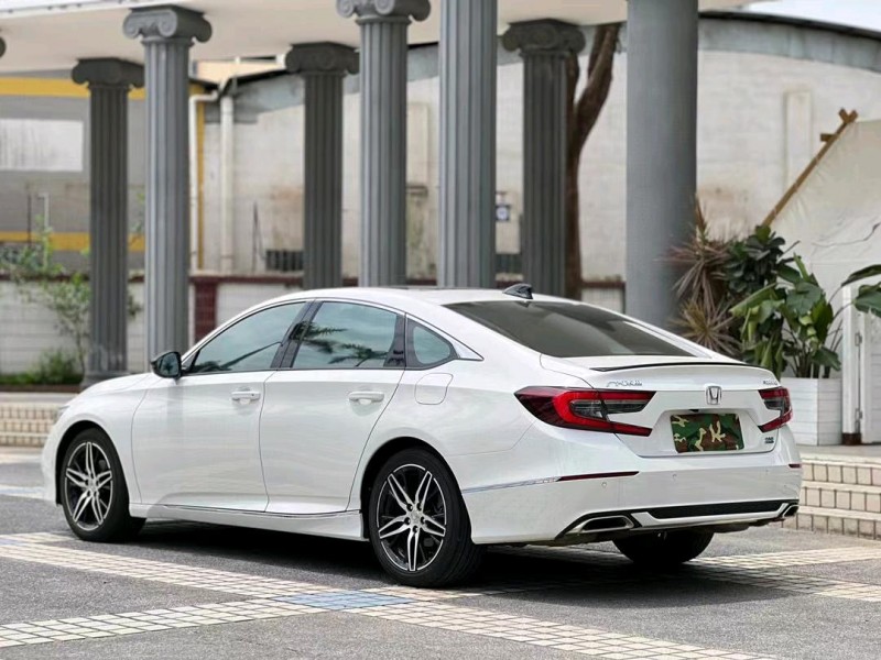 东莞22年本田雅阁6