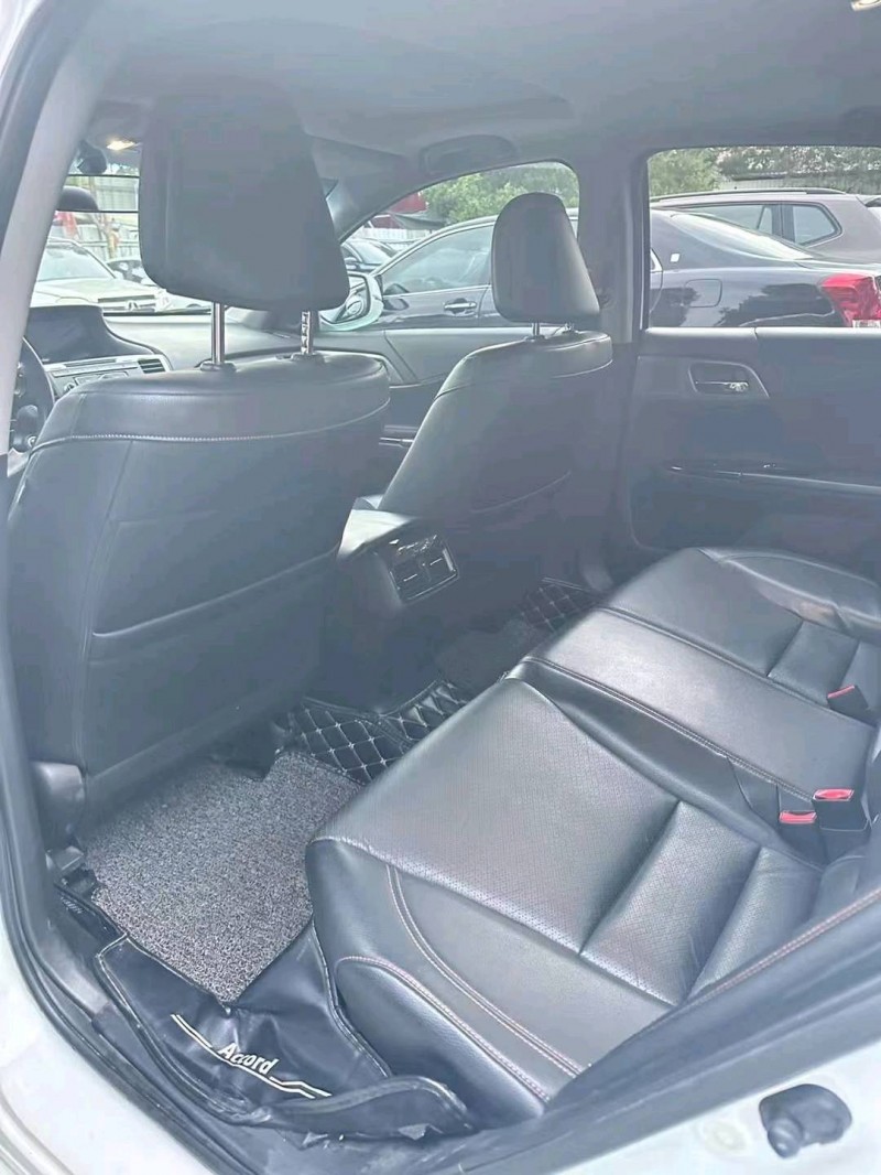 广州17年本田雅阁7