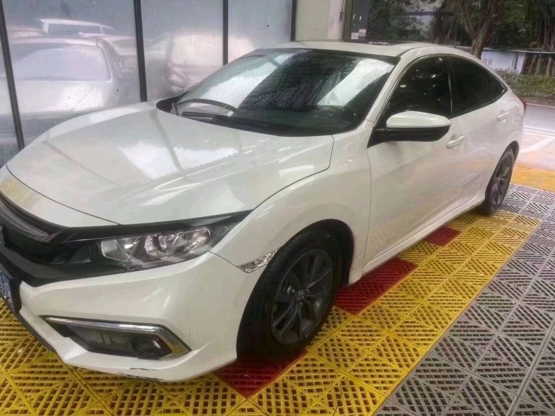 广州21年本田思域3