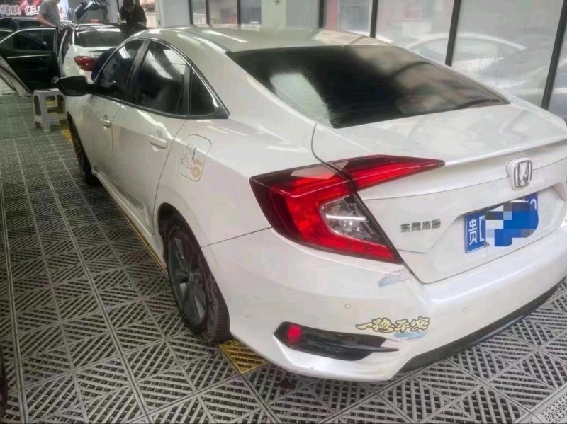 广州21年本田思域5