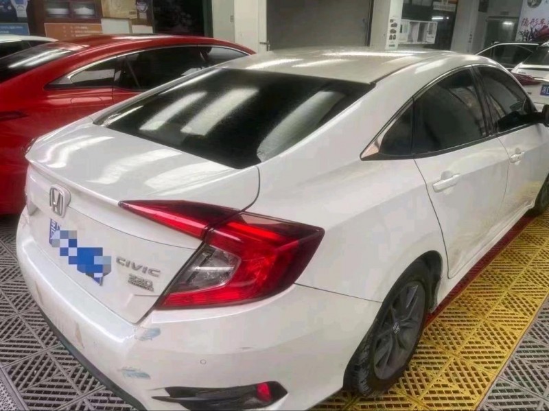 广州21年本田思域7