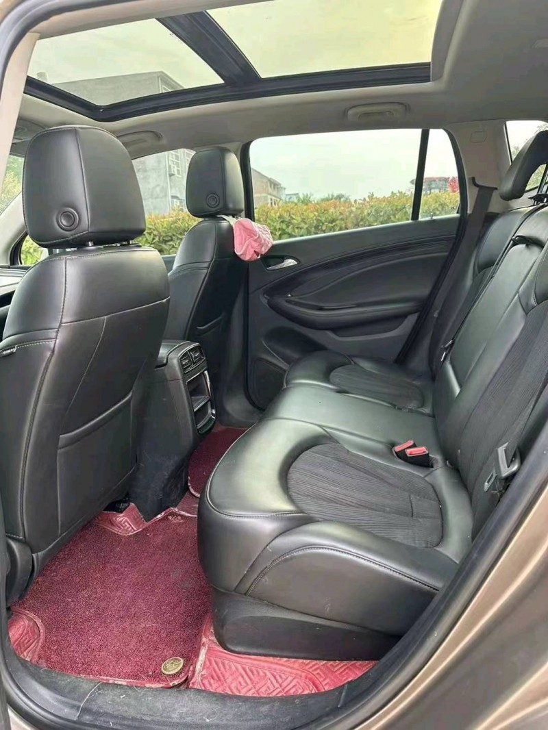 苏州18年别克昂科威7