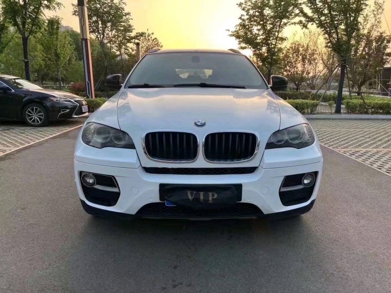 济宁13年宝马X61